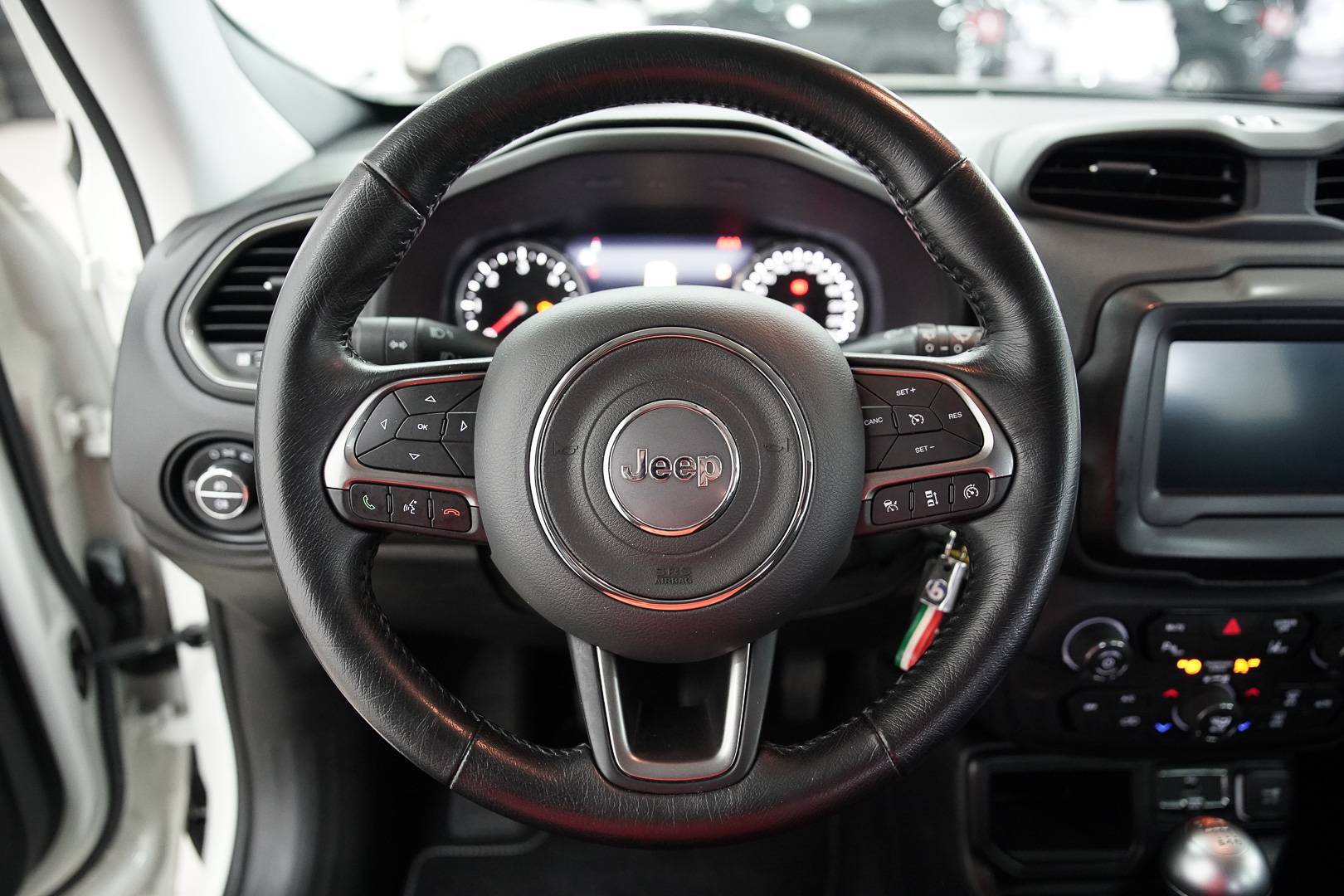 JEEP Renegade - Foto 11