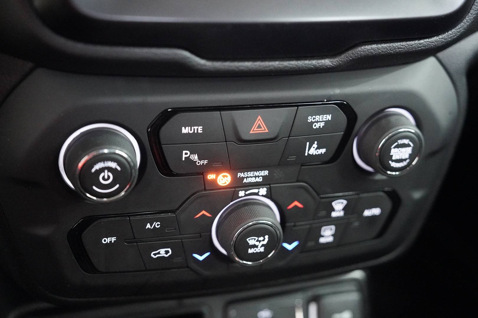 JEEP Renegade - Foto 16