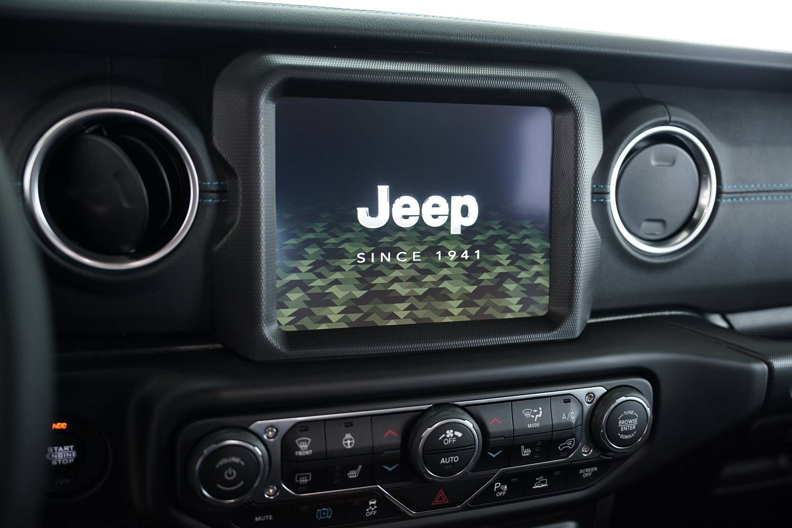 JEEP WRANGLER PHEV - Foto 17