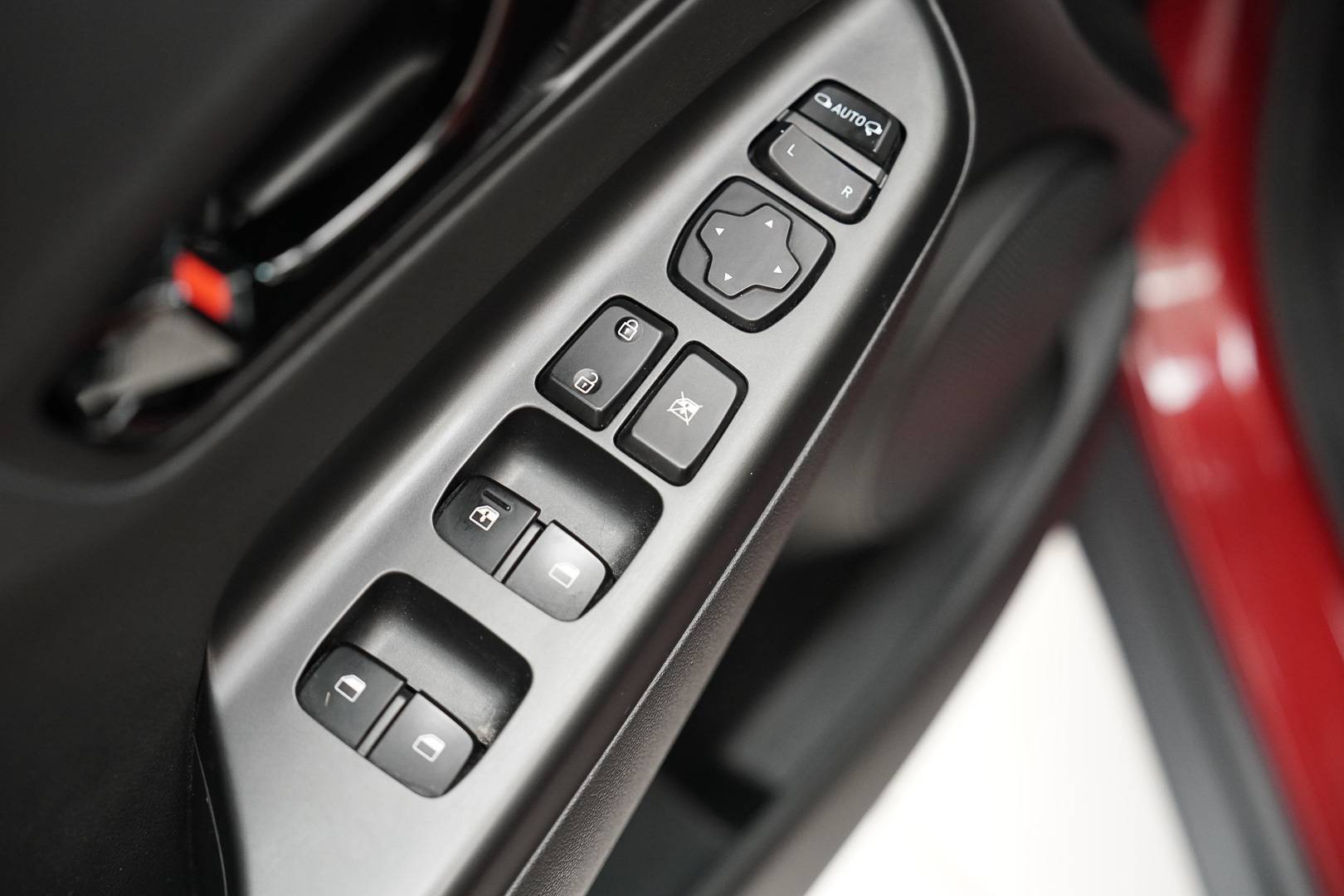 HYUNDAI Kona - Foto 9