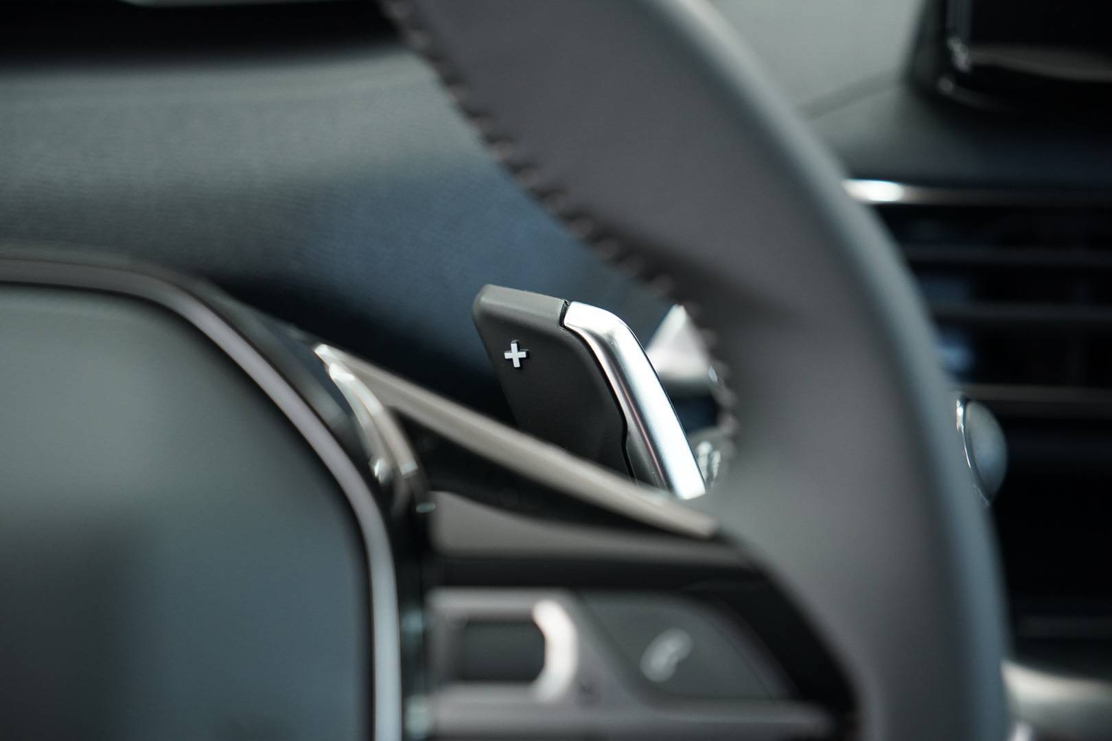 PEUGEOT 3008 - Foto 14