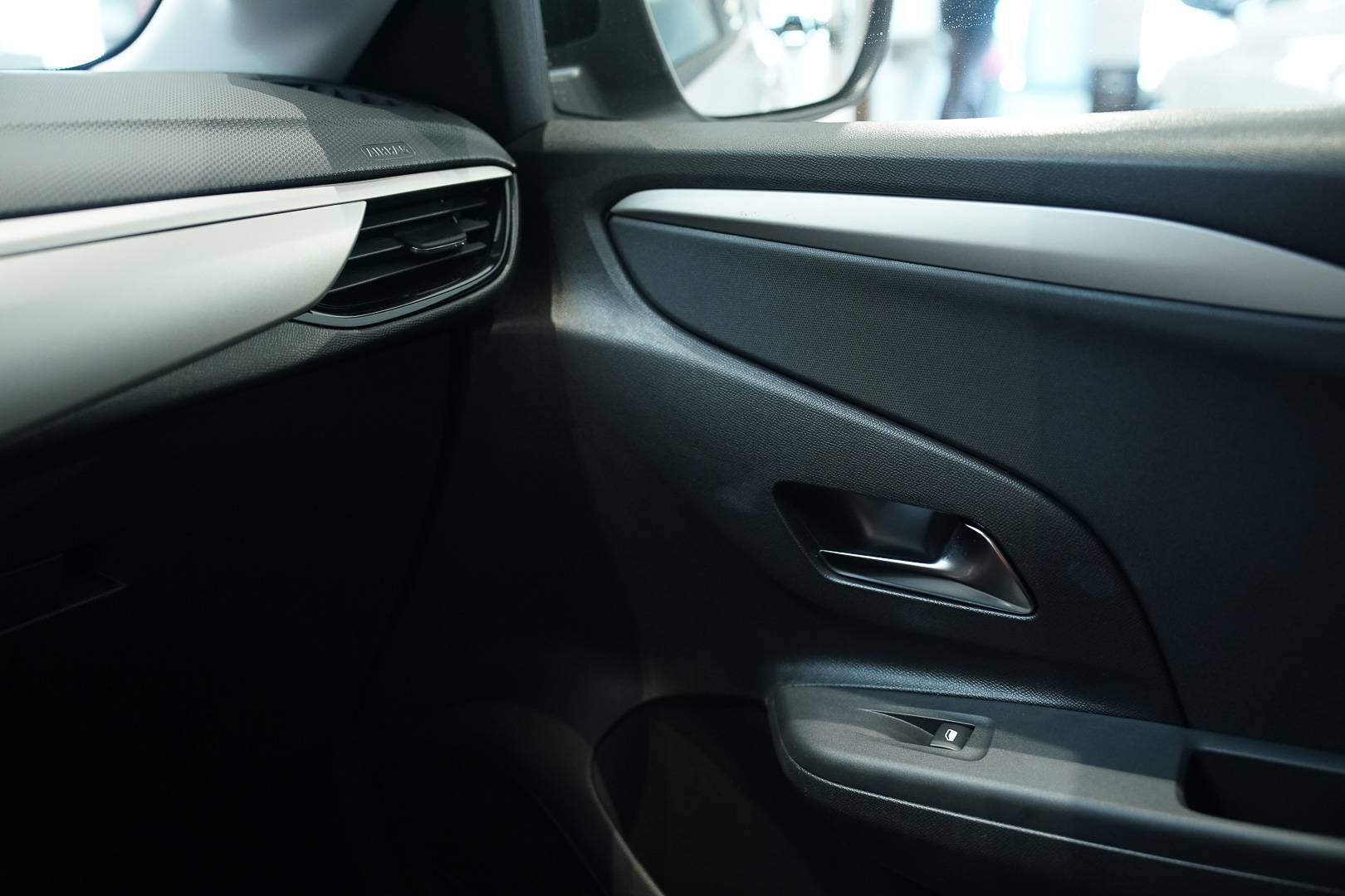 OPEL Corsa - Foto 18