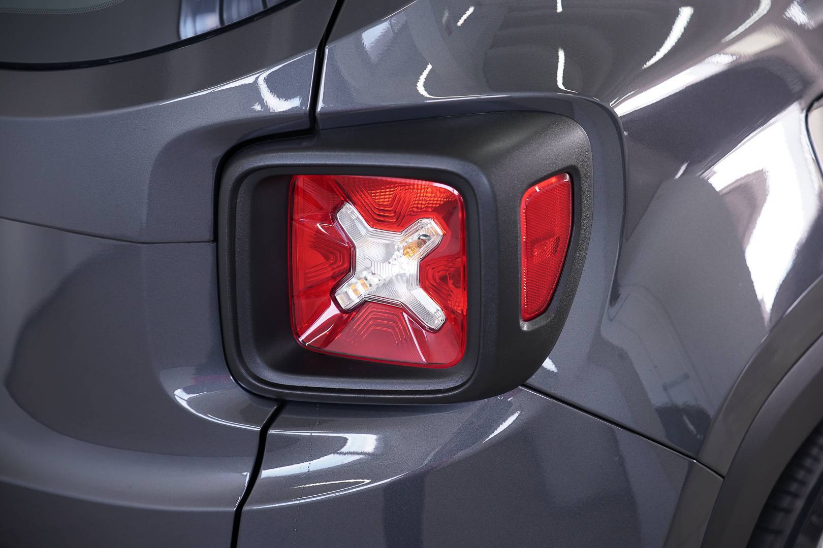 JEEP RENEGADE - Foto 8