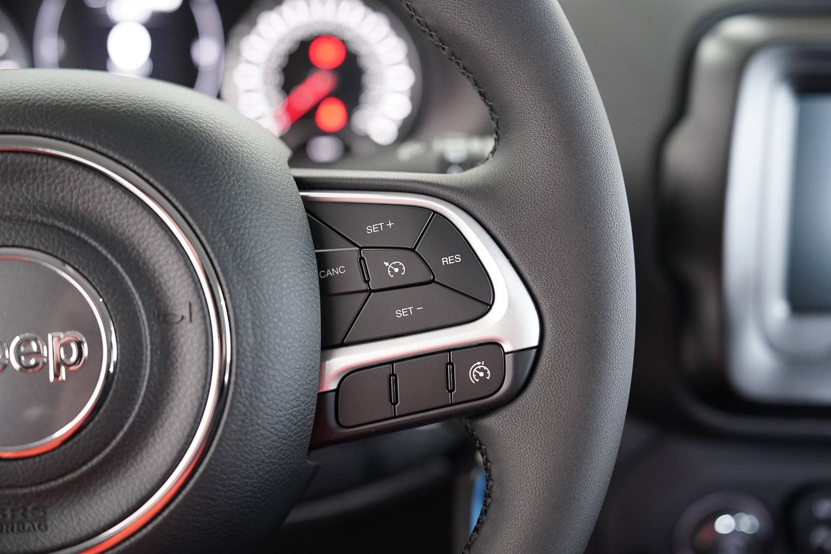JEEP RENEGADE - Foto 13