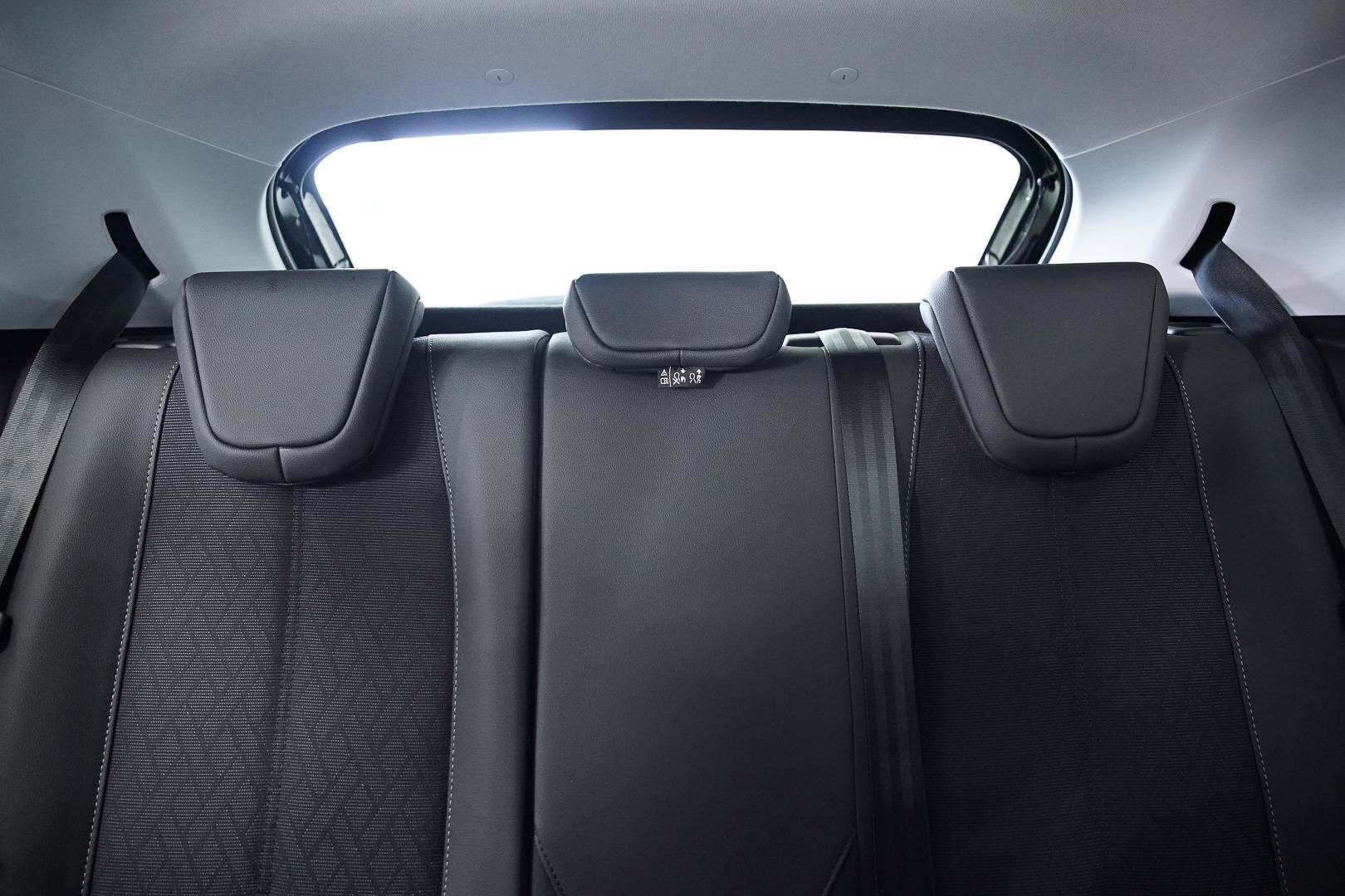 OPEL Corsa - Foto 22