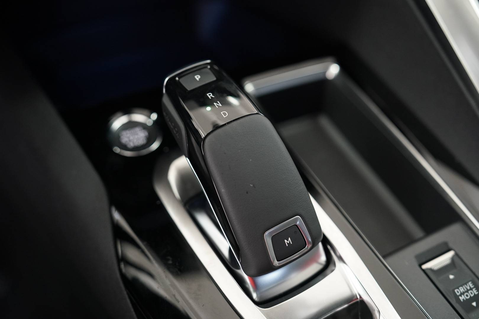PEUGEOT 3008 - Foto 18