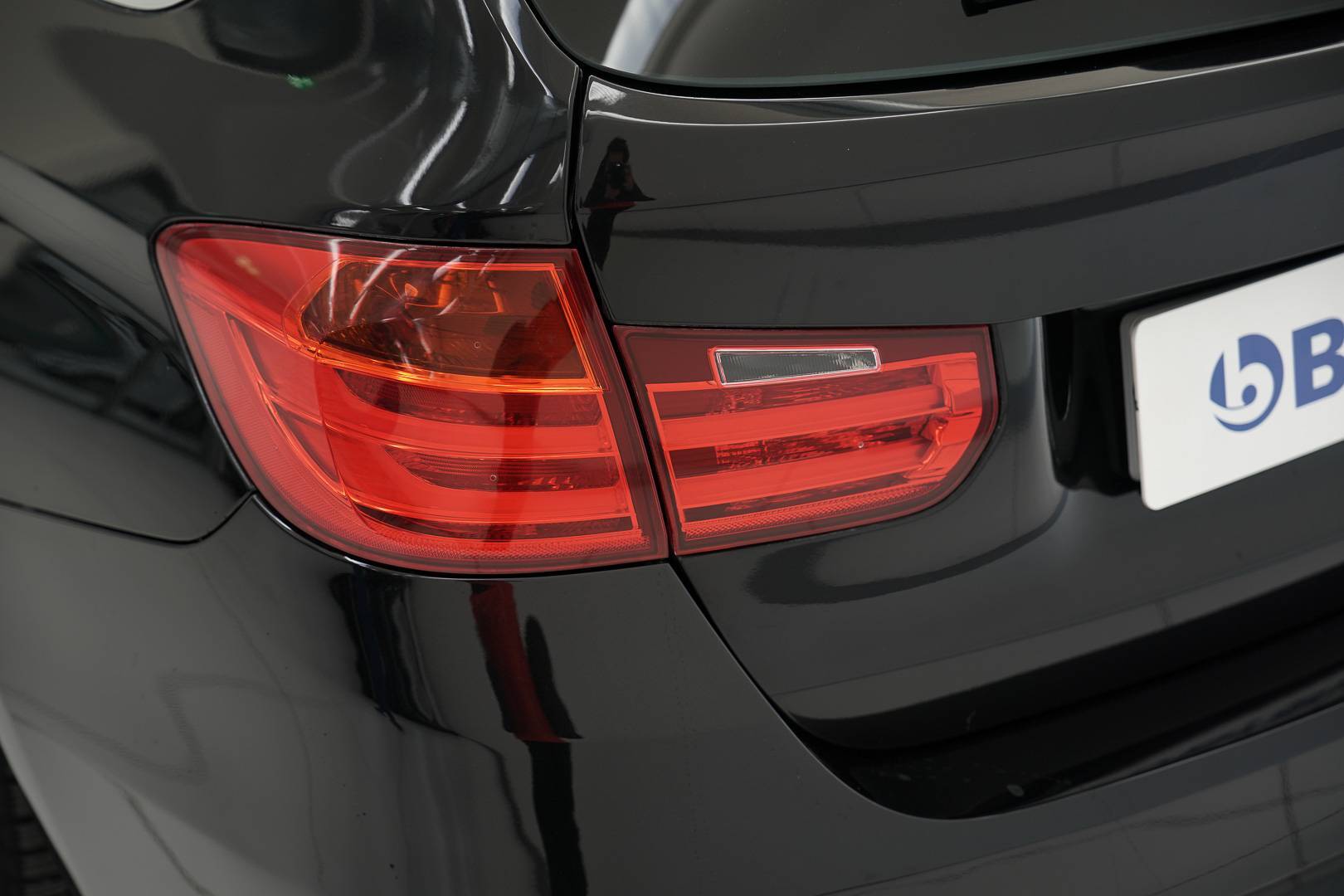BMW Serie 3 Touring - Foto 8