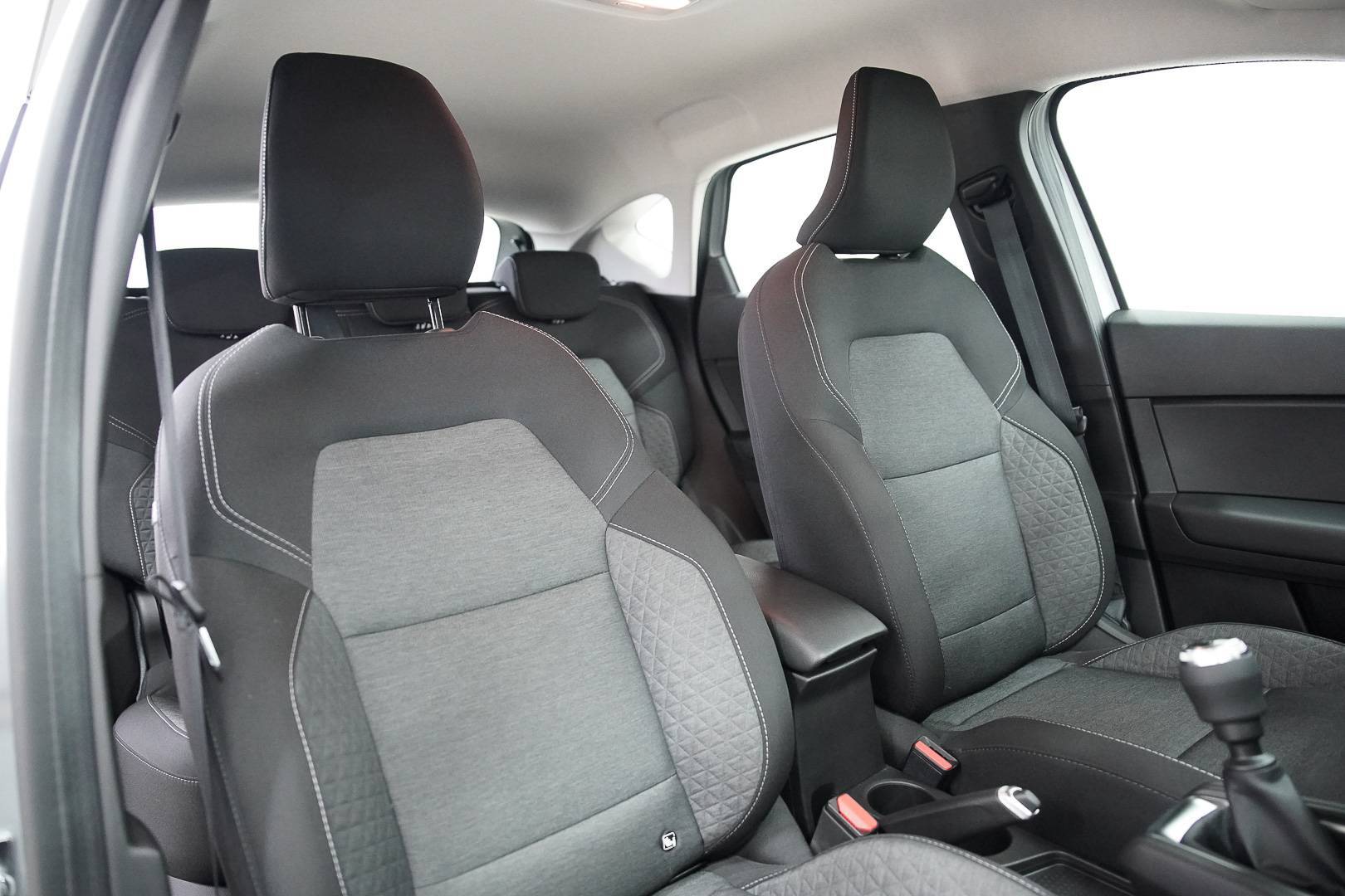 RENAULT Captur - Foto 20
