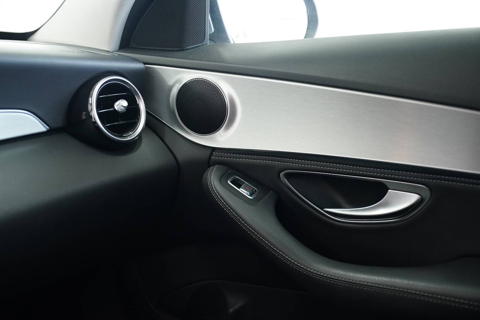 MERCEDES Classe C - Foto 21