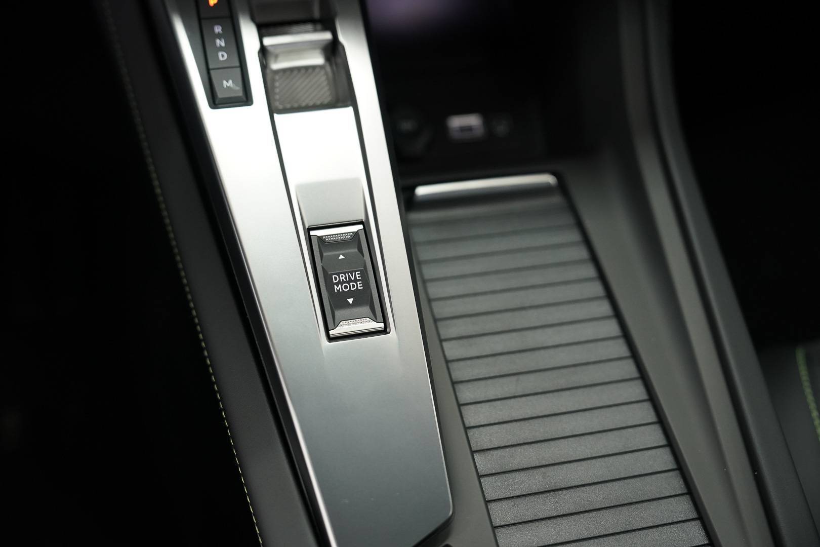 PEUGEOT 408 - Foto 19