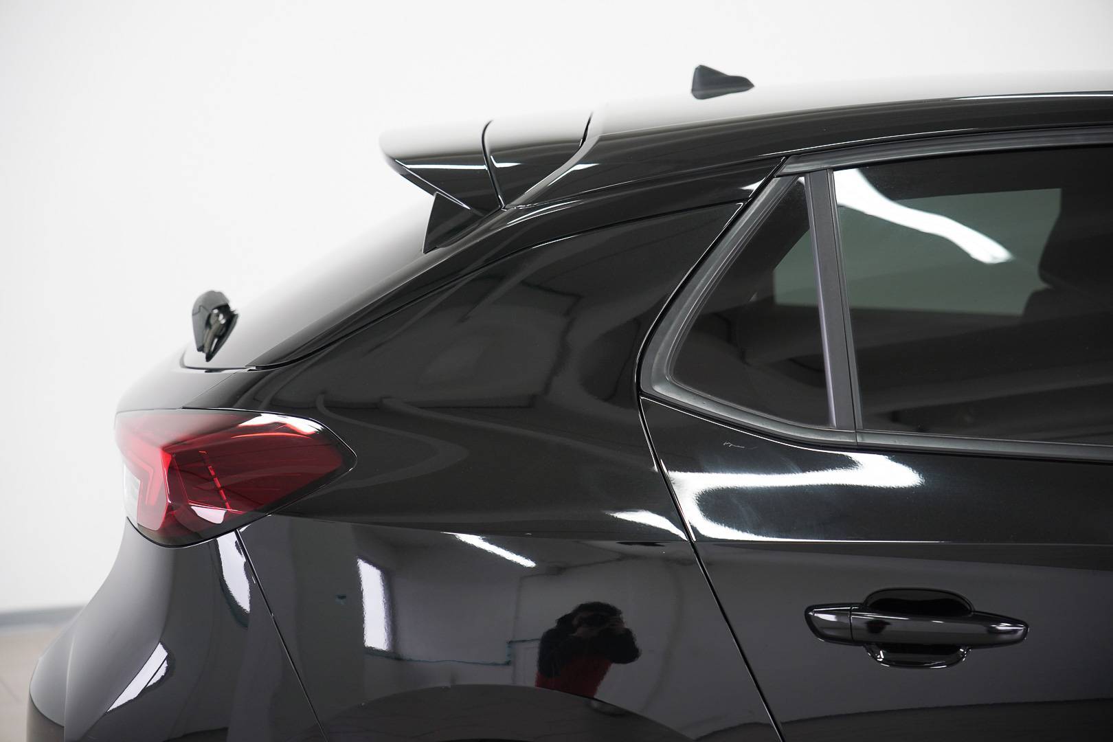 OPEL Corsa - Foto 6