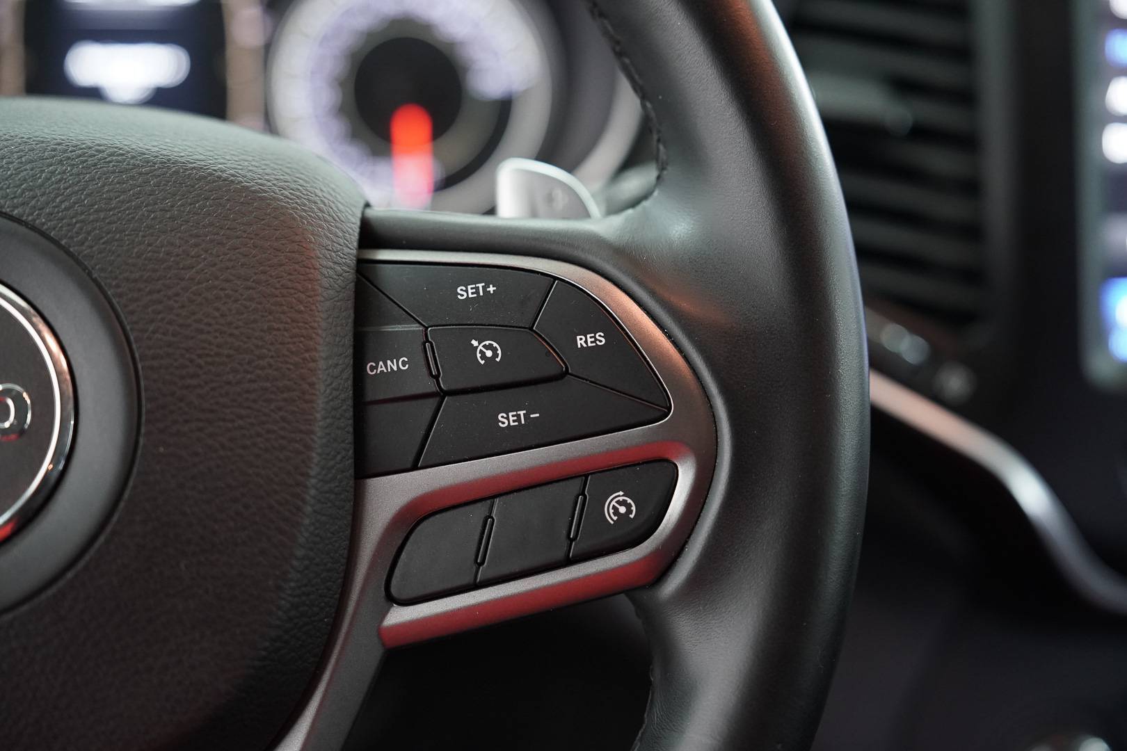 JEEP Cherokee - Foto 12