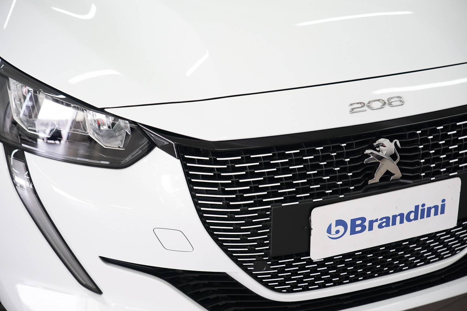 PEUGEOT 208 - Foto 4