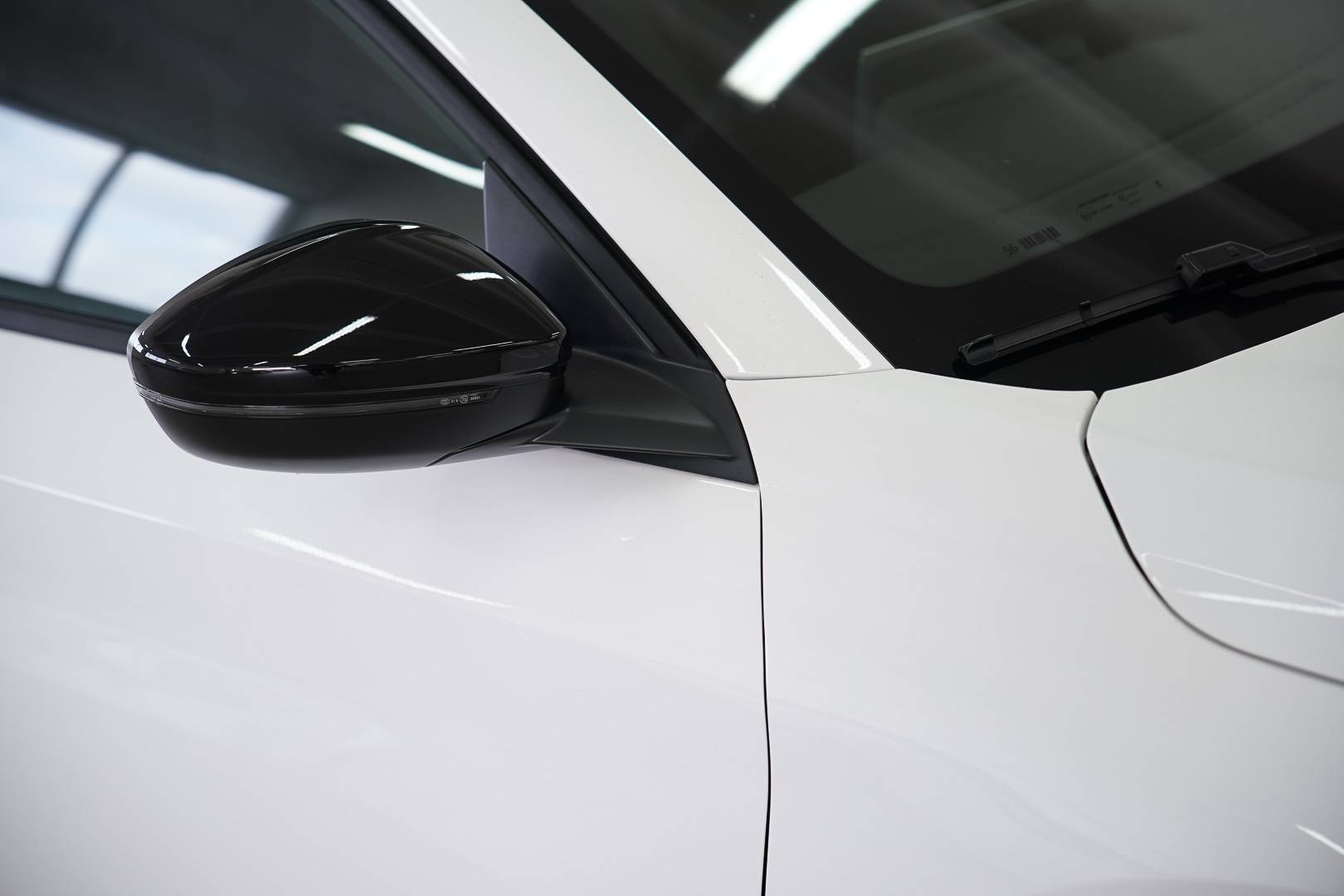 PEUGEOT 208 - Foto 5