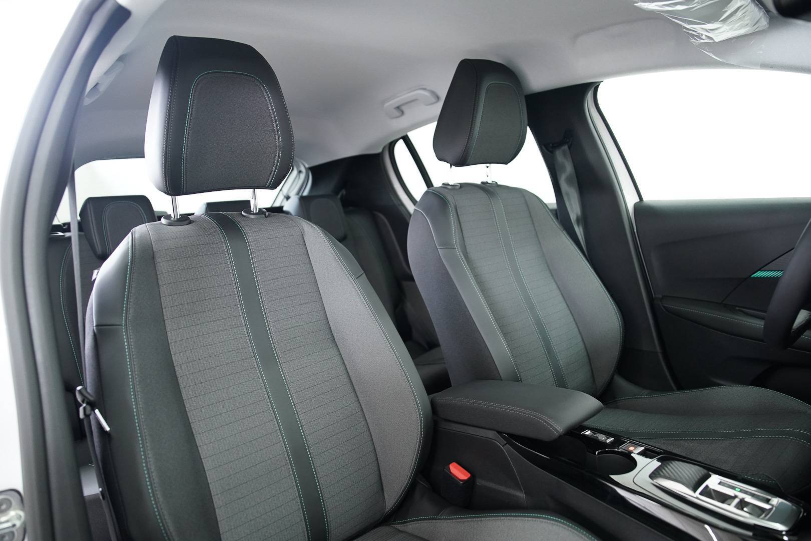 PEUGEOT 208 - Foto 20