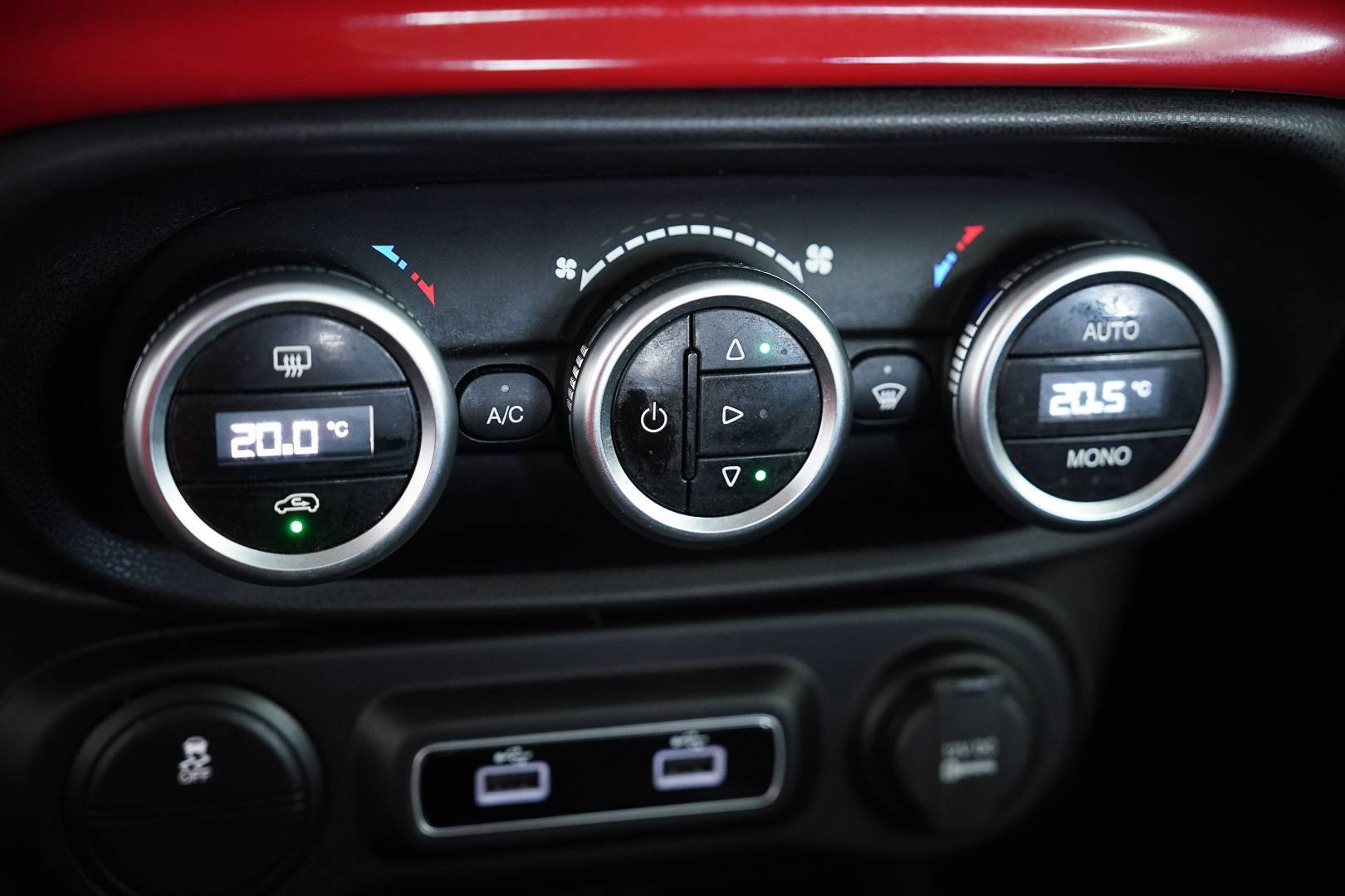 FIAT 500L - Foto 14