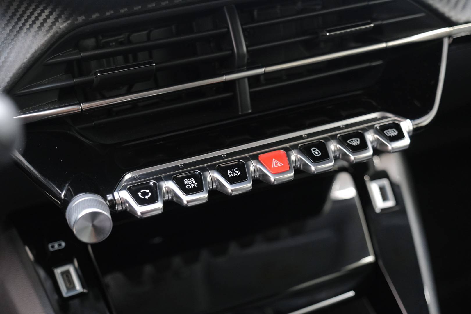 PEUGEOT 208 - Foto 19