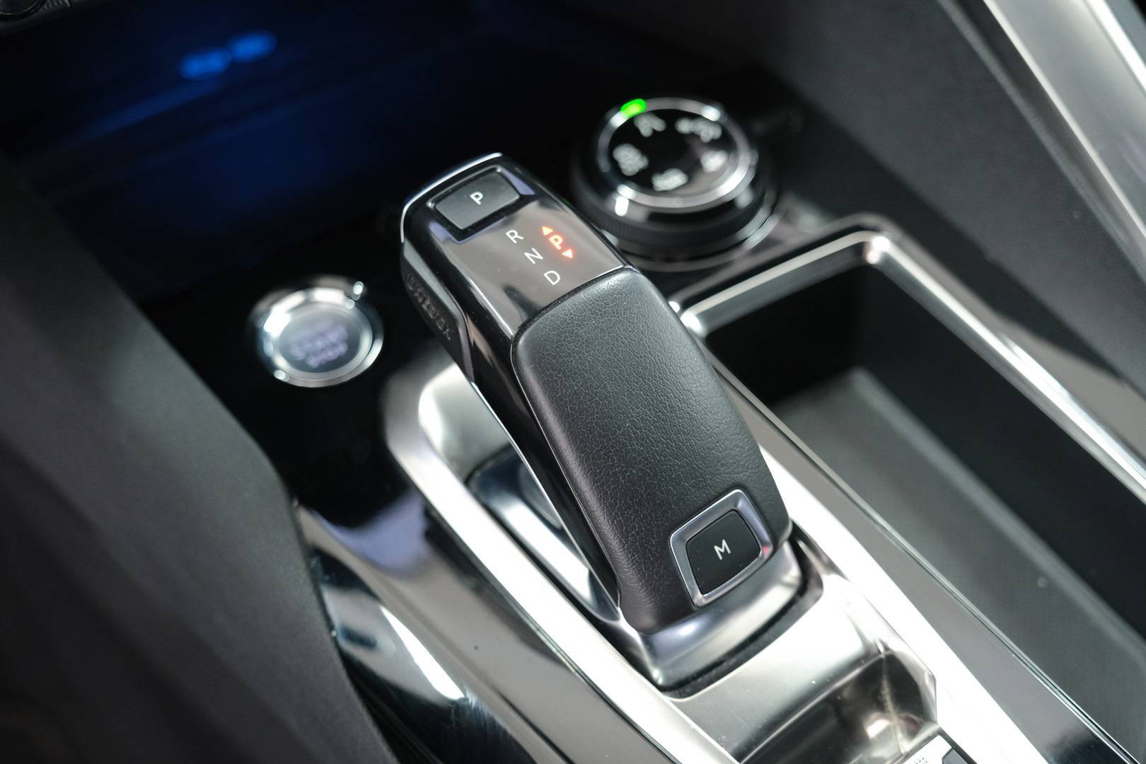 PEUGEOT 5008 - Foto 17