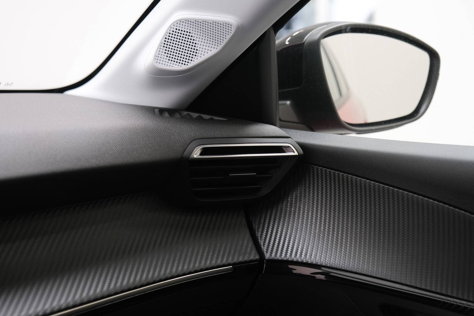 PEUGEOT 208 - Foto 21