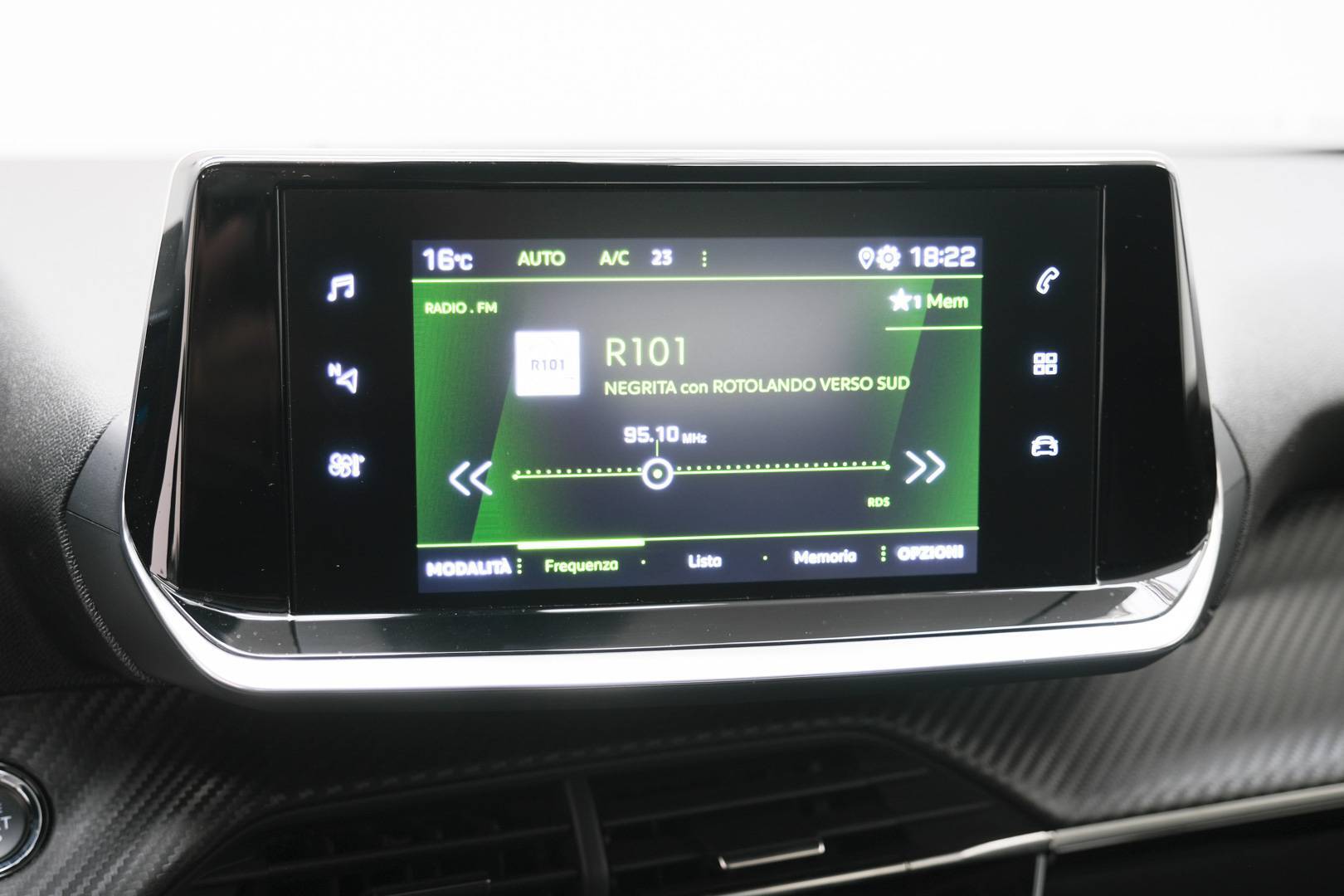 PEUGEOT 2008 - Foto 19