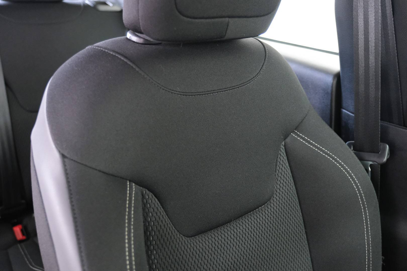 JEEP Renegade - Foto 22