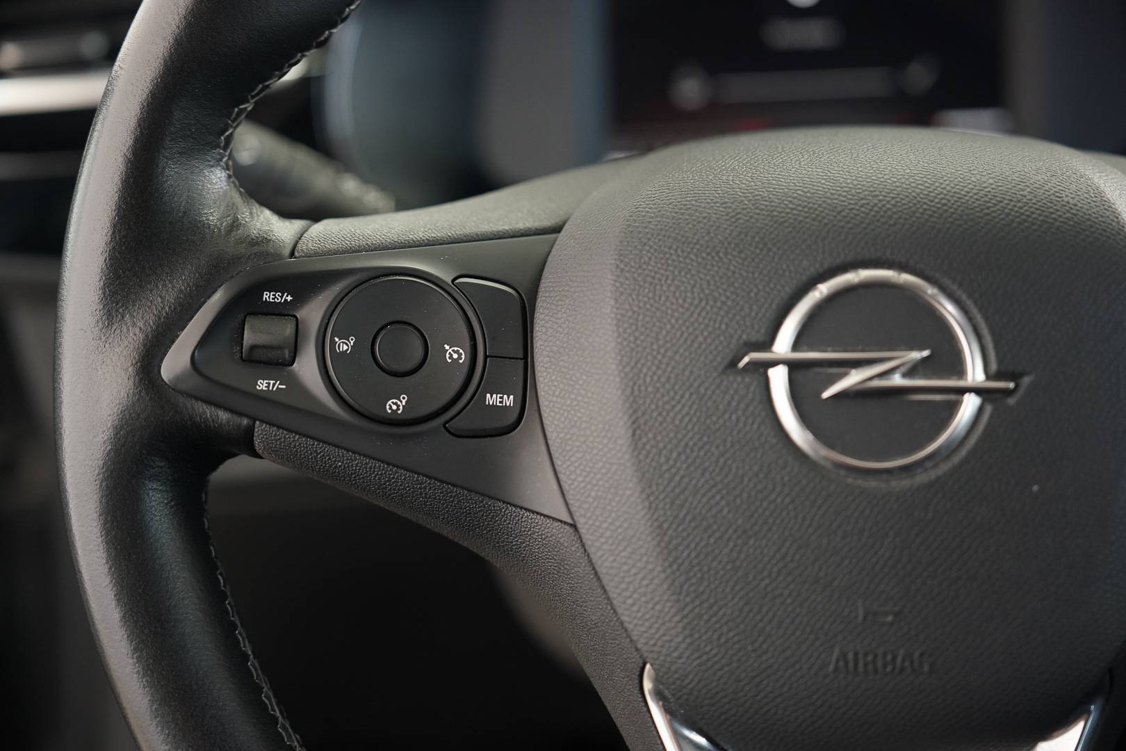 OPEL Corsa - Foto 12