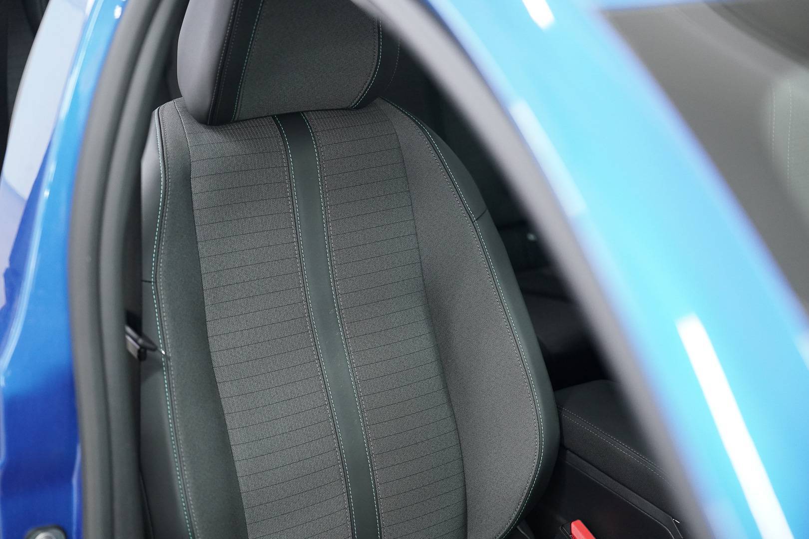 PEUGEOT 208  - Foto 21