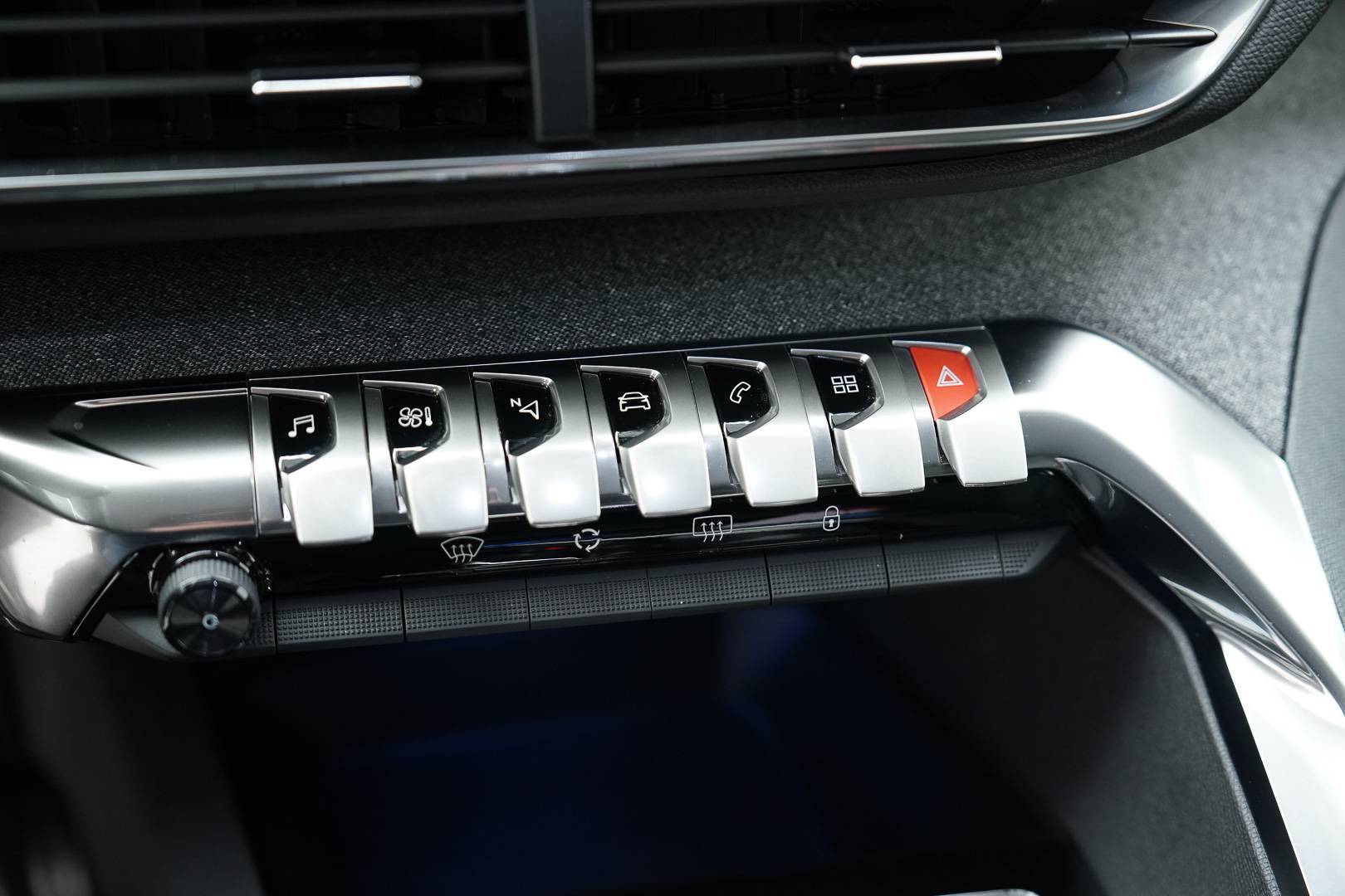 PEUGEOT 3008 II 2021 - Foto 17