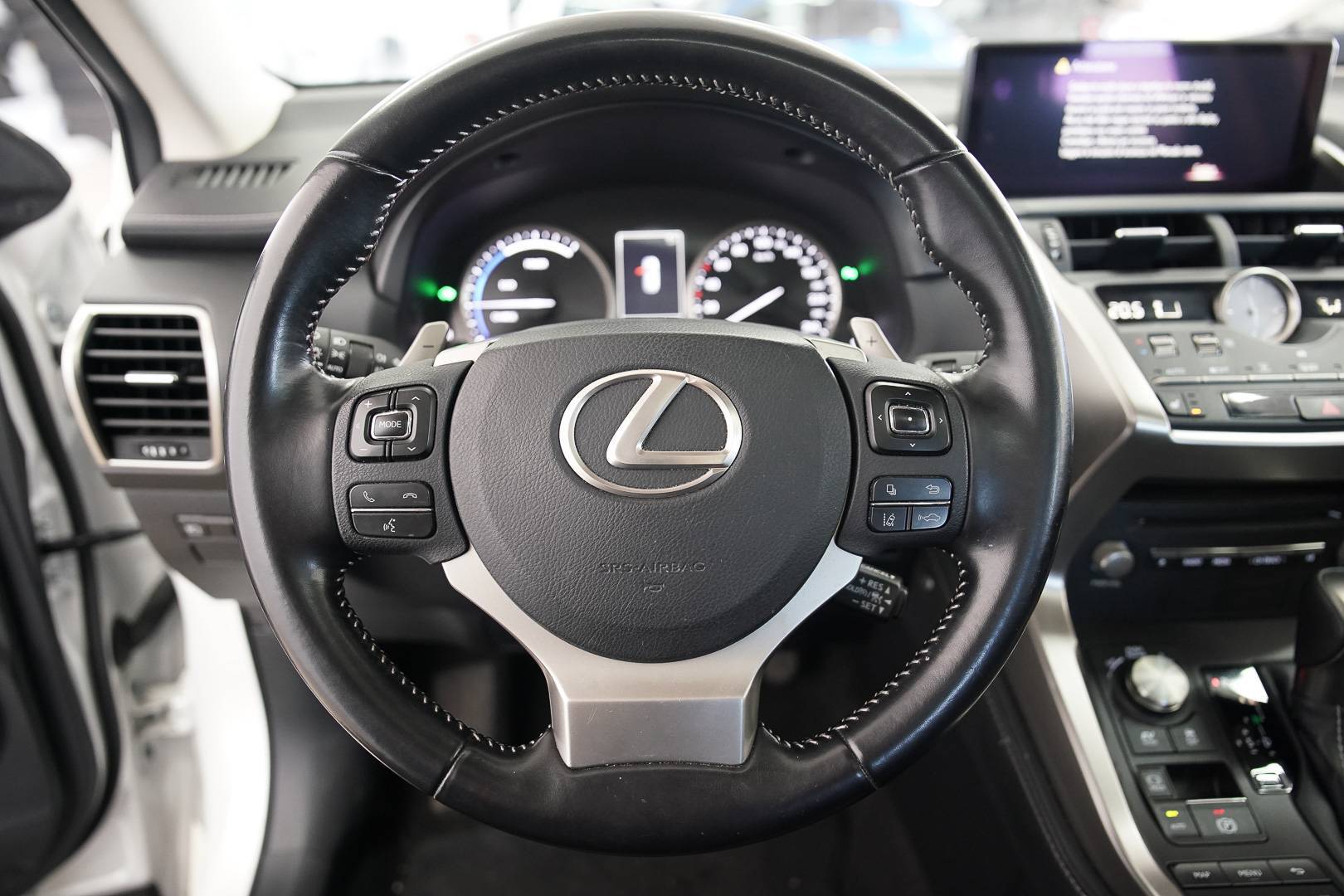 LEXUS NX I - Foto 11