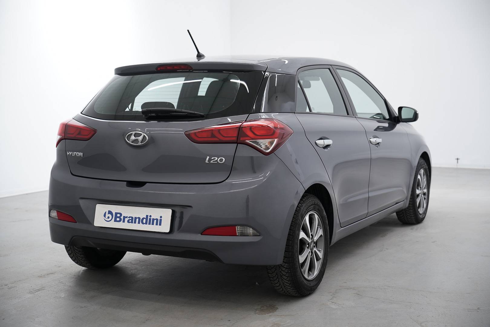 HYUNDAI i20 - Foto 9