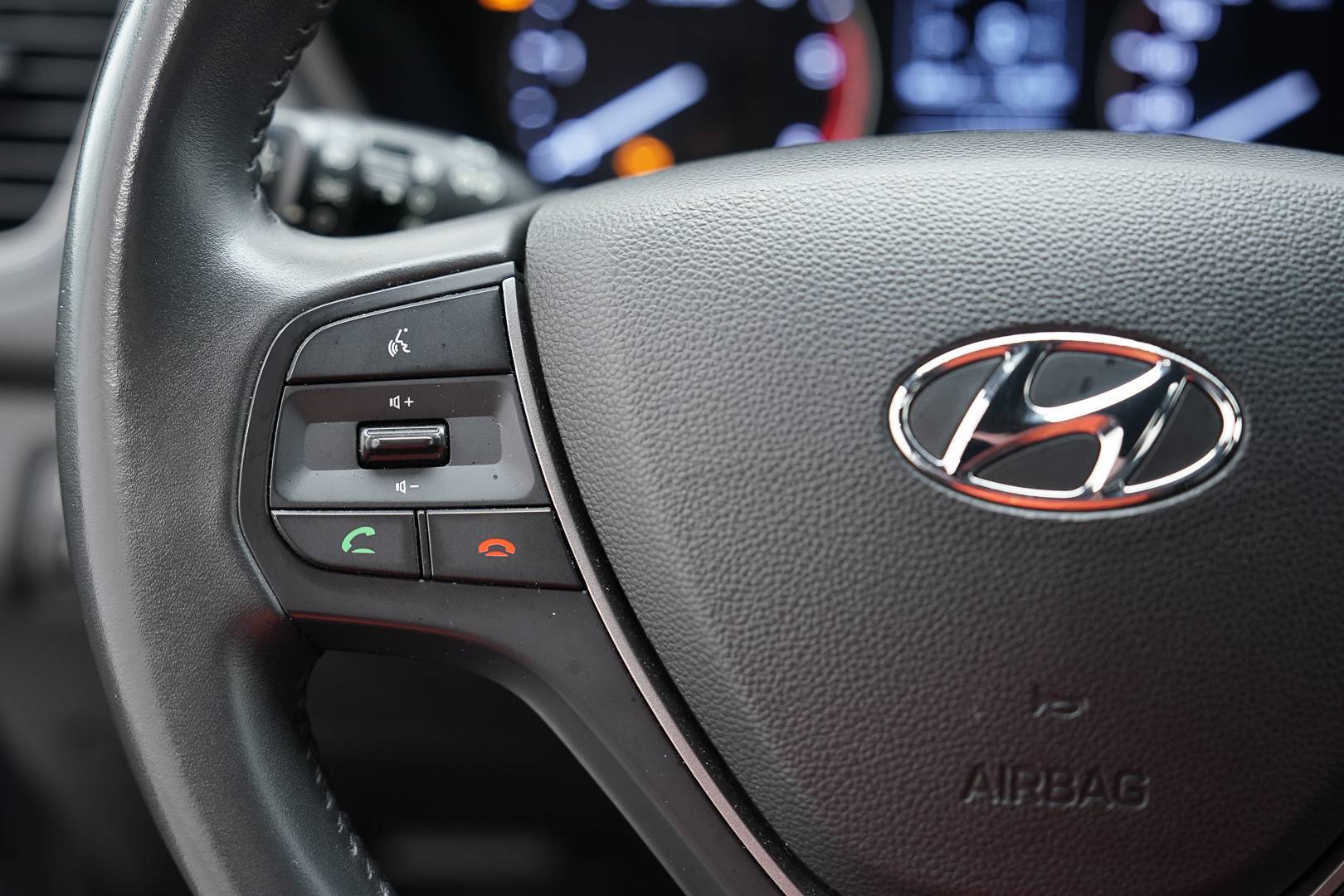 HYUNDAI i20 - Foto 13