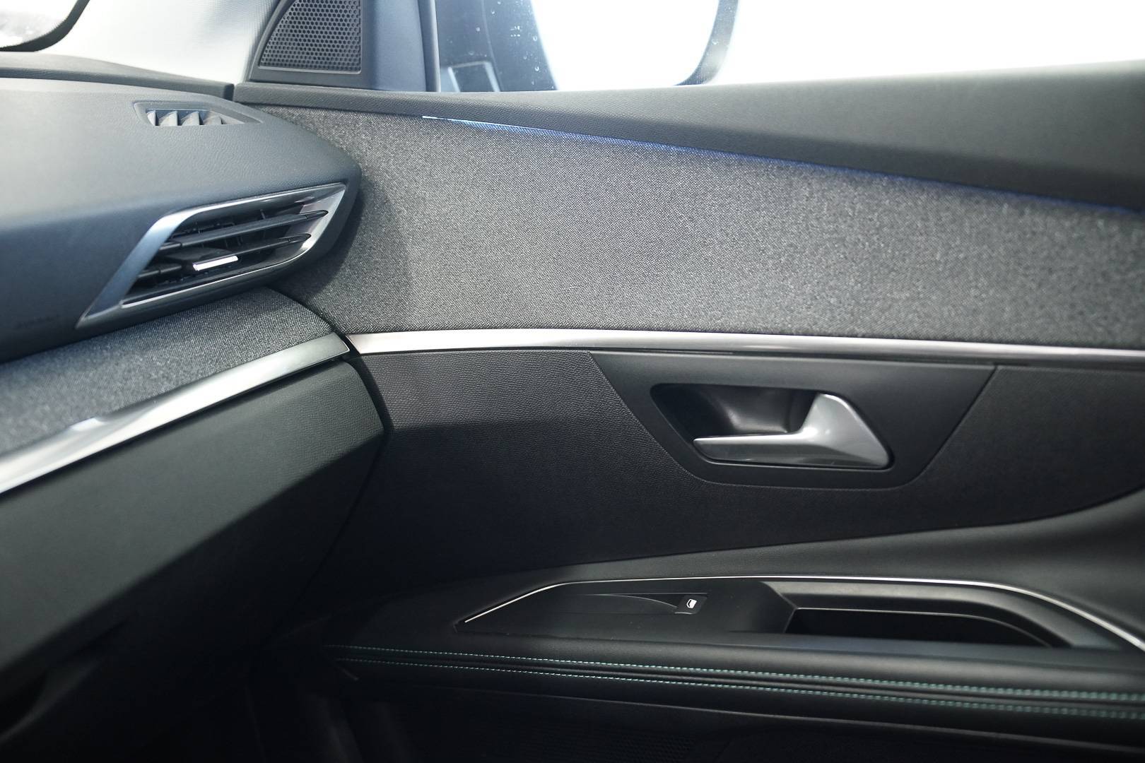 PEUGEOT 5008 - Foto 20