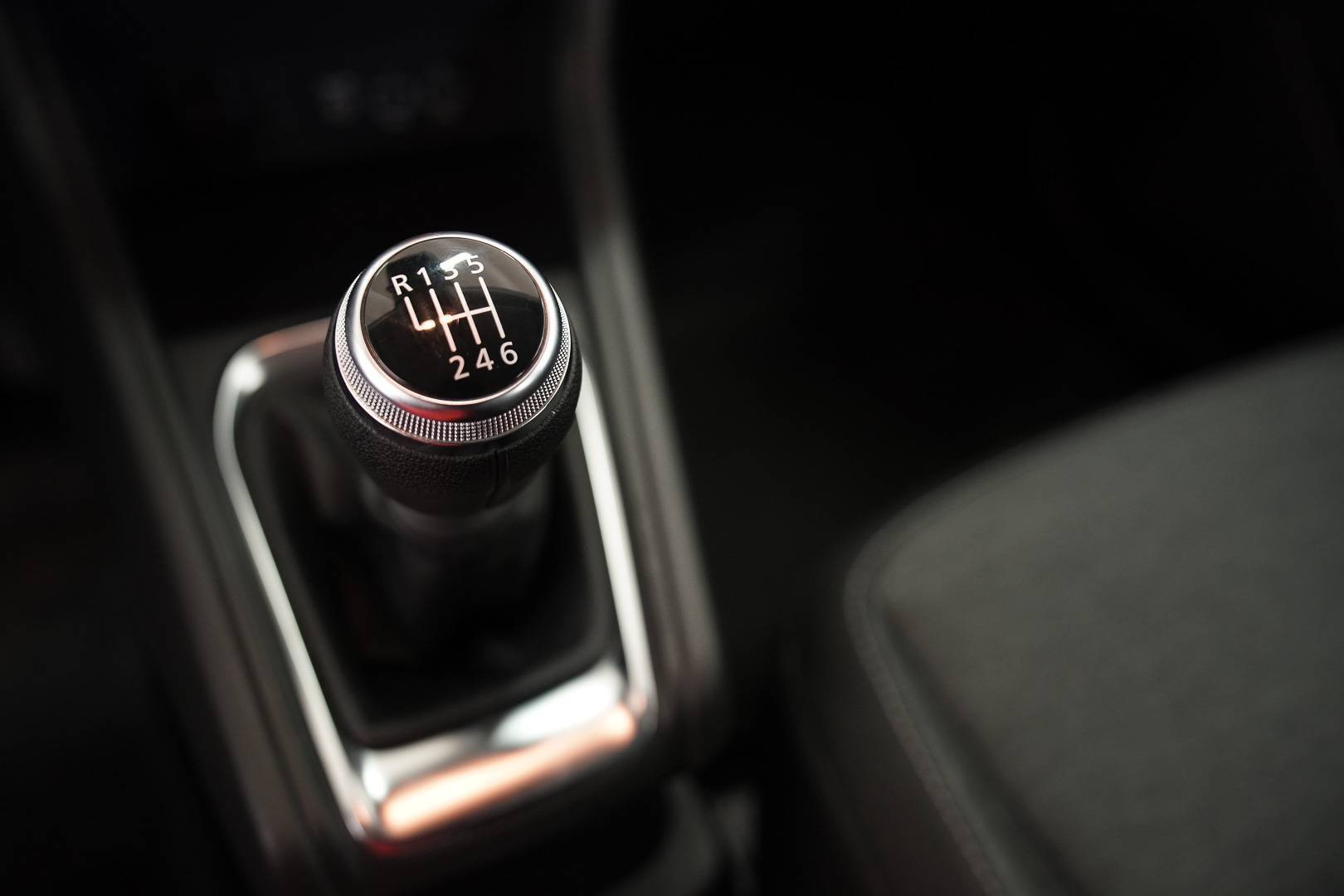 RENAULT Captur - Foto 18