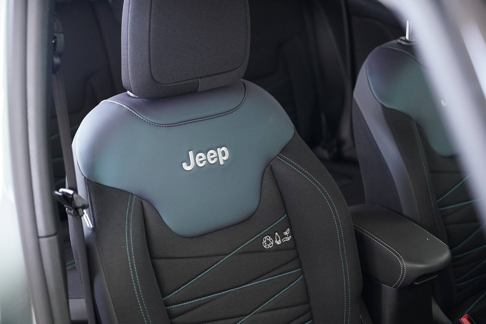 JEEP Renegade - Foto 22