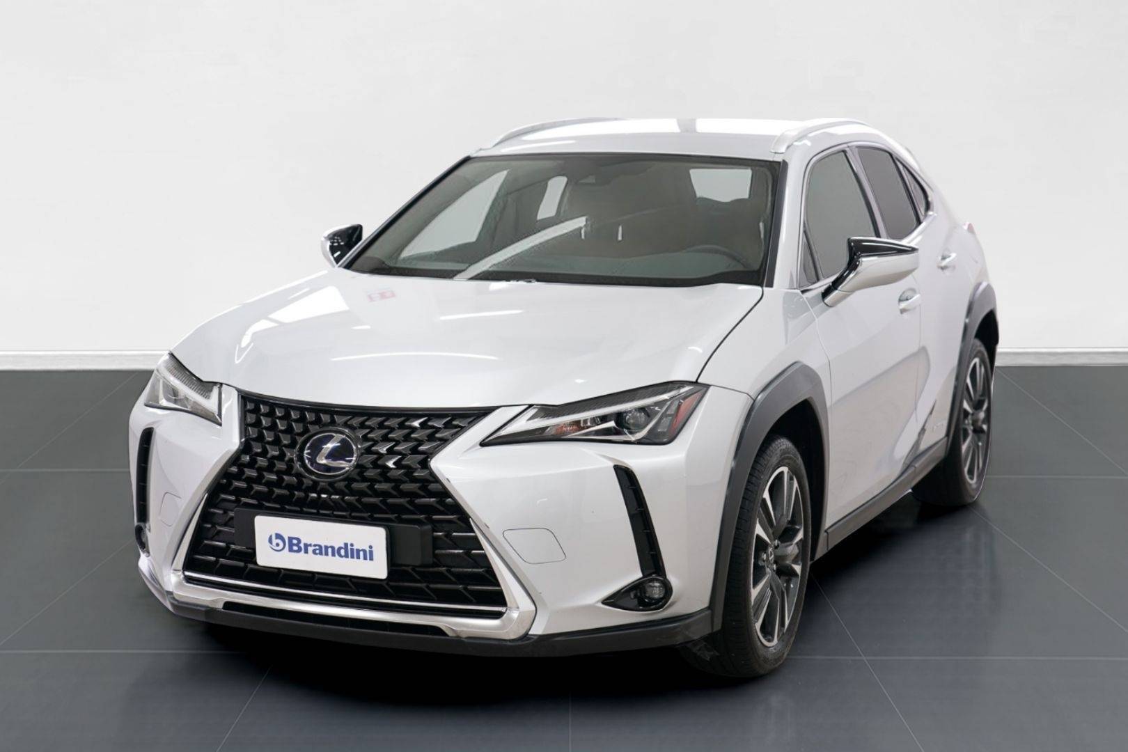 LEXUS UX - Foto 1