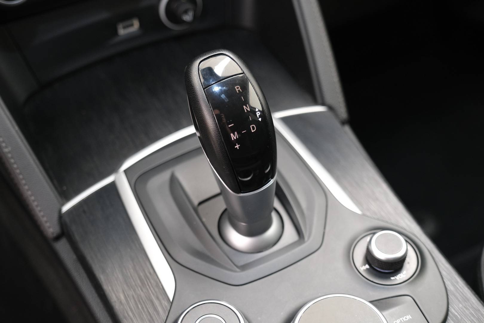 ALFA ROMEO Stelvio  - Foto 17