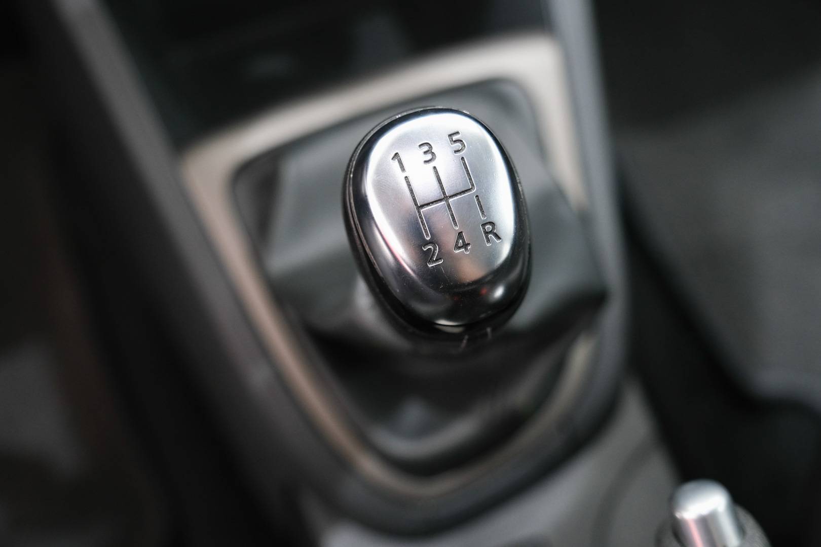 RENAULT Clio Sporter - Foto 18