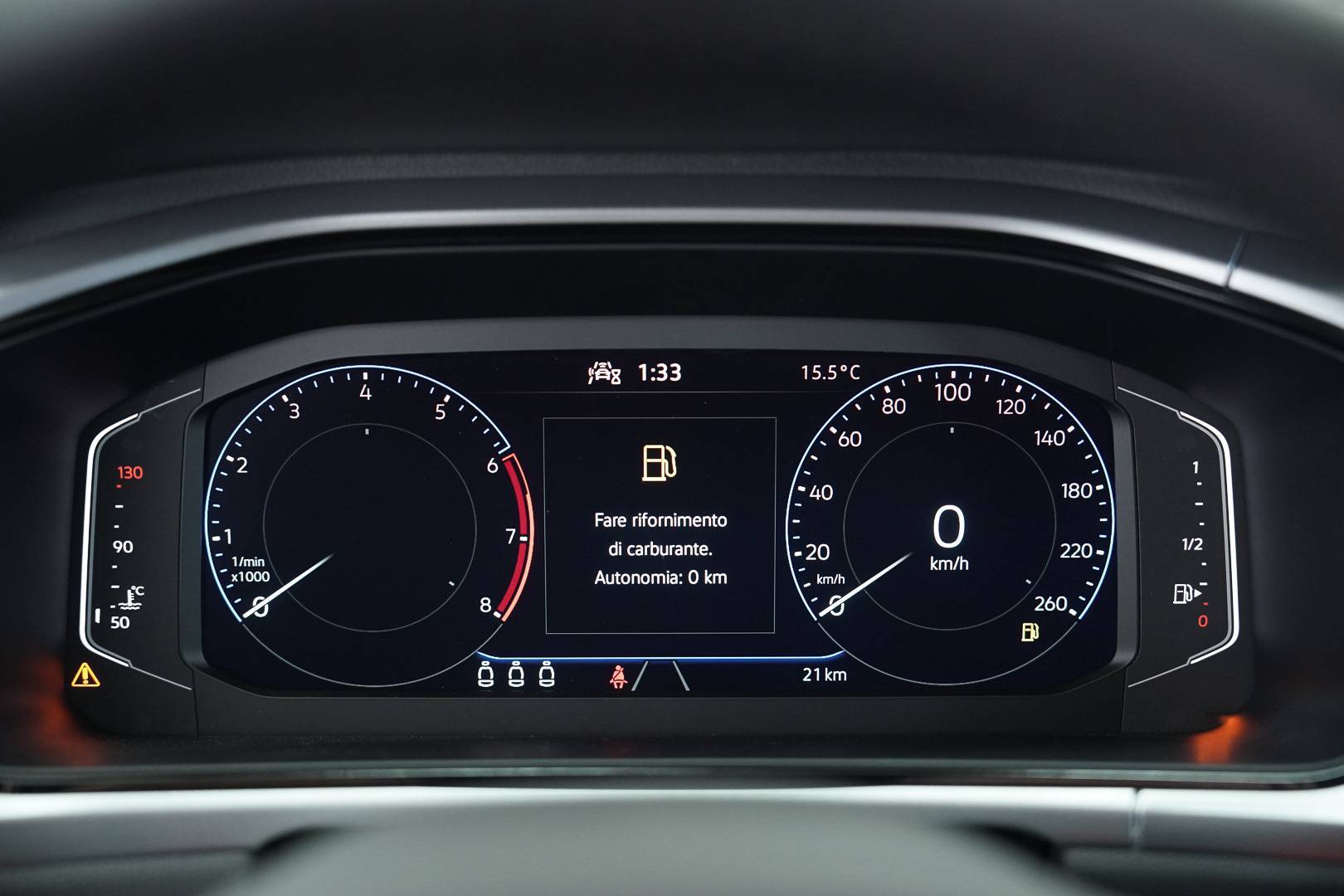 VOLKSWAGEN T-Roc - Foto 13