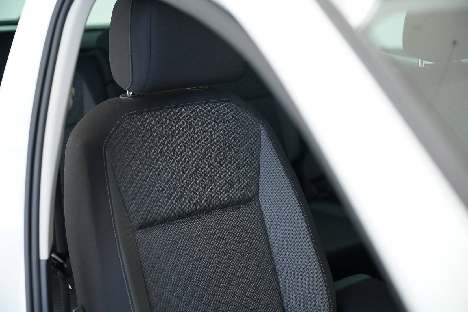 VOLKSWAGEN Tiguan - Foto 21