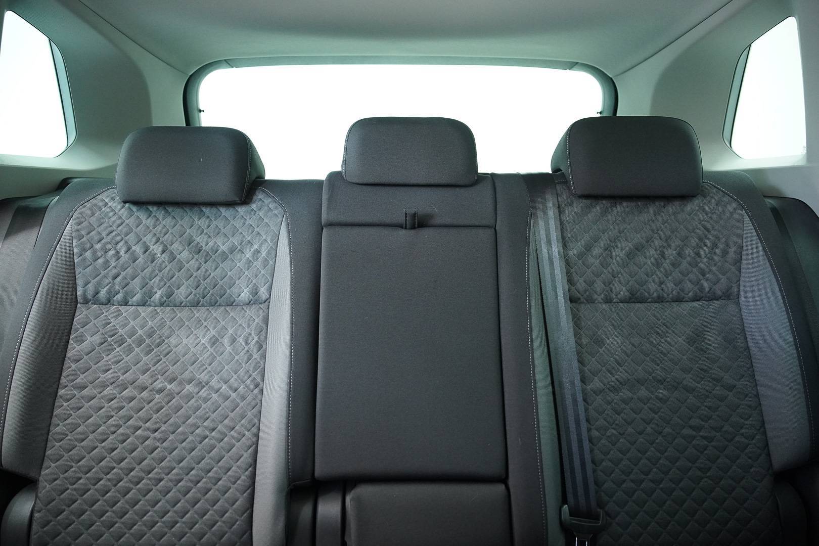 VOLKSWAGEN Tiguan - Foto 22