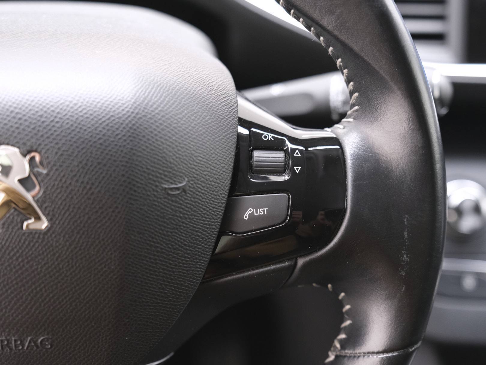 PEUGEOT 308 II 2018 - Foto 14