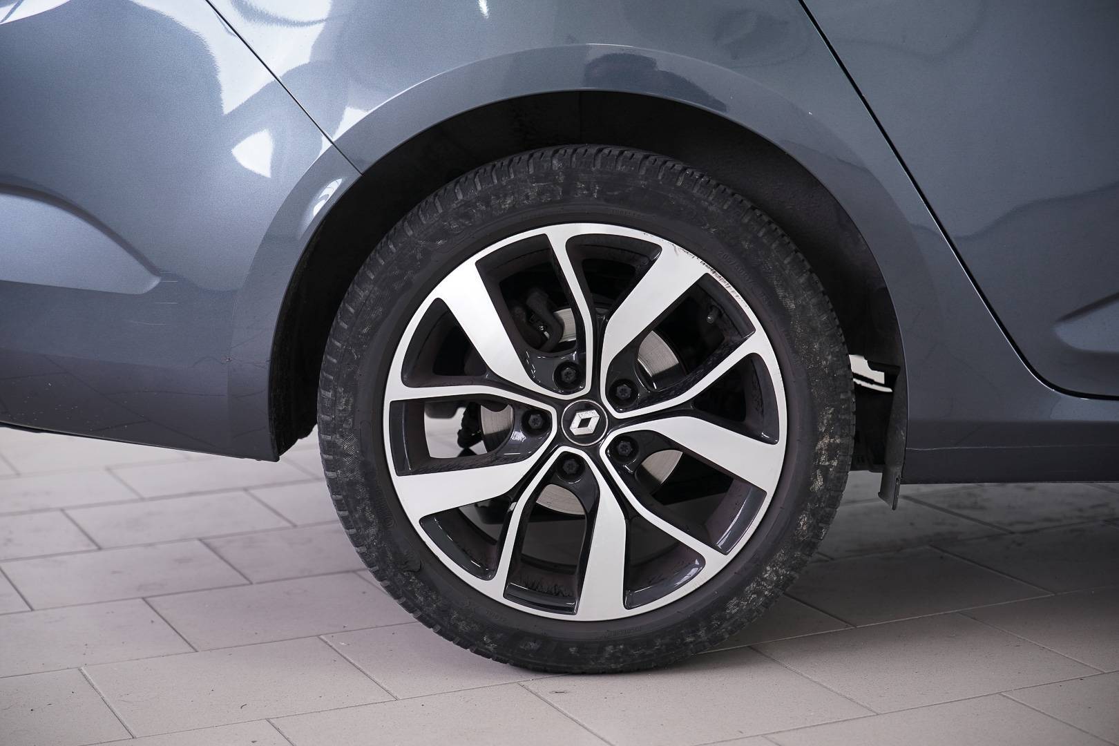 RENAULT Megane - Foto 6