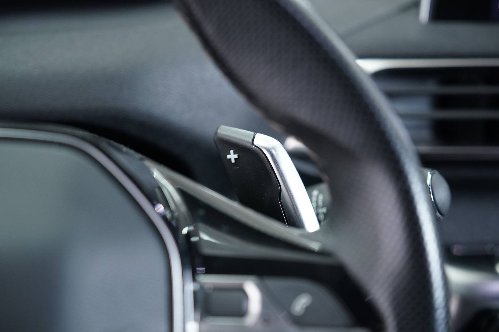 PEUGEOT 3008 - Foto 13