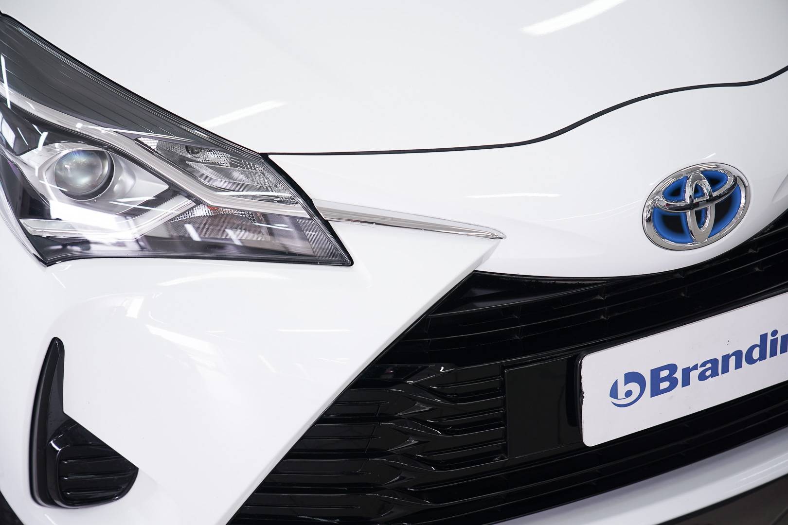 TOYOTA Yaris  - Foto 4