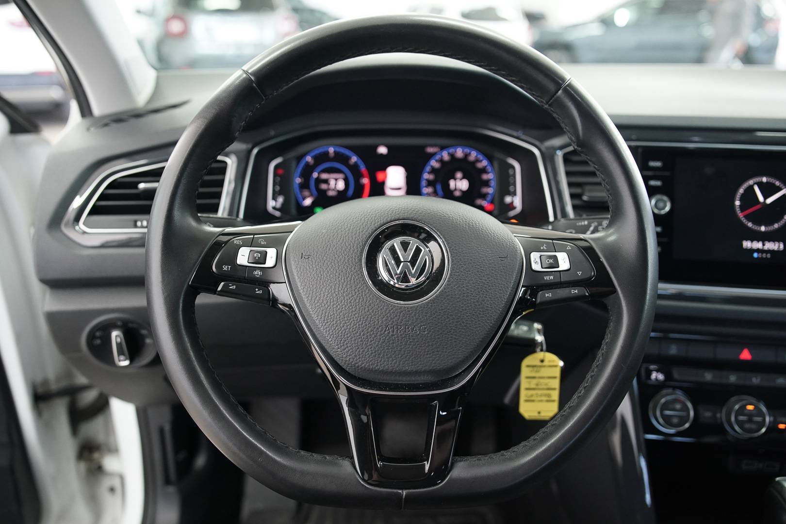 VOLKSWAGEN T-Roc  - Foto 11