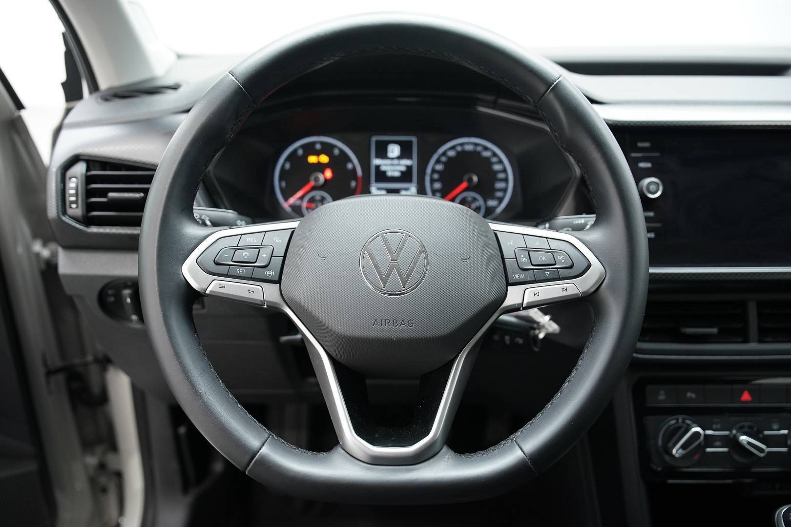 VOLKSWAGEN T-Cross - Foto 12