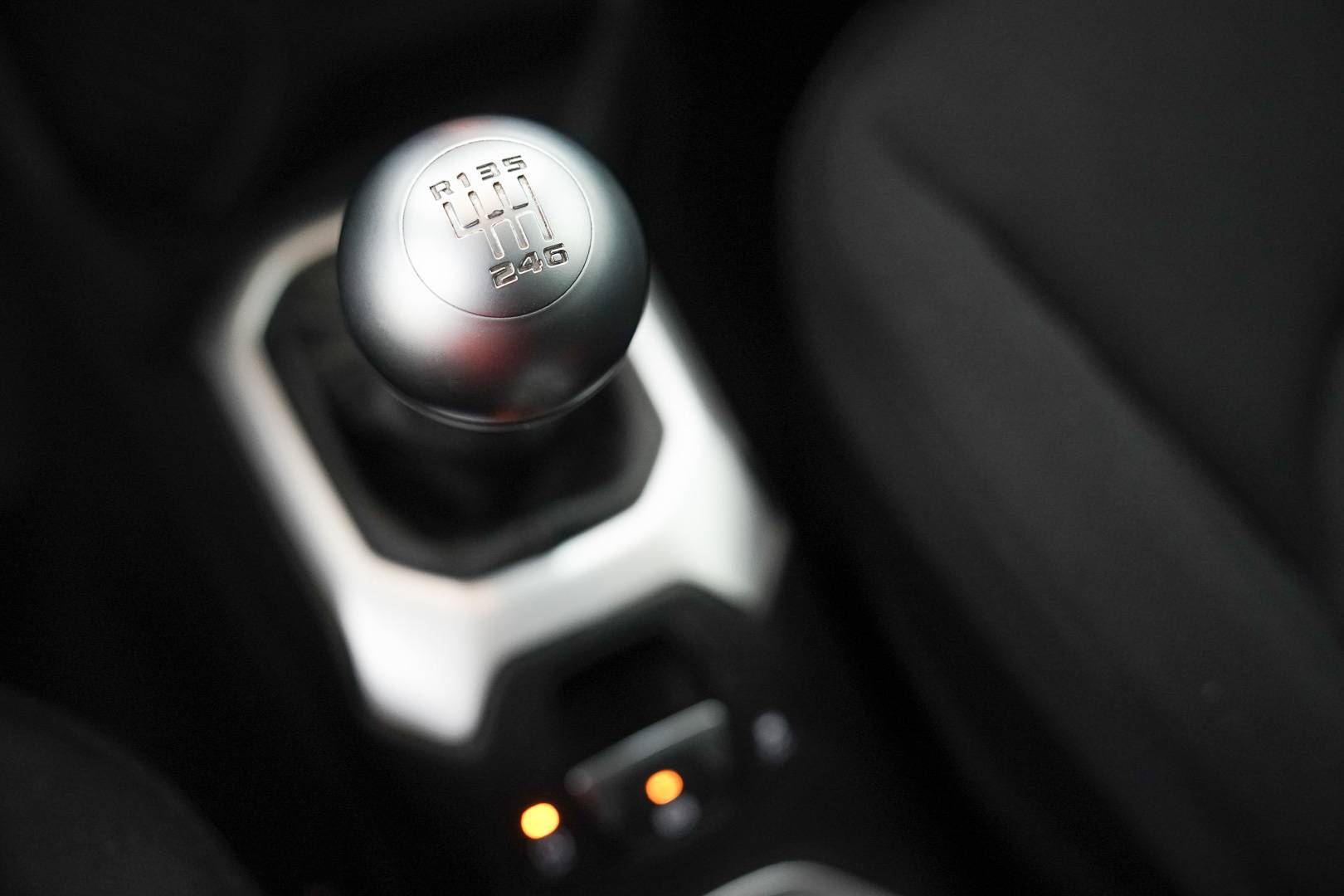 JEEP Renegade - Foto 17