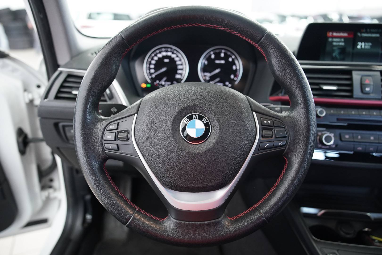 BMW Serie 1 F/20-21 2015 - Foto 11