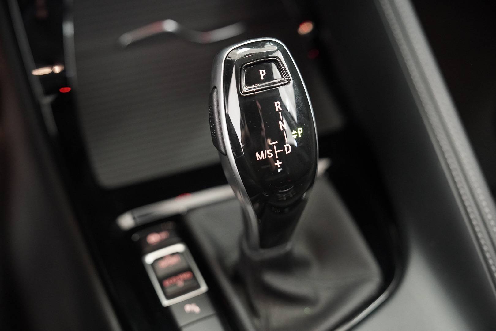 BMW X1 F48 - Foto 17