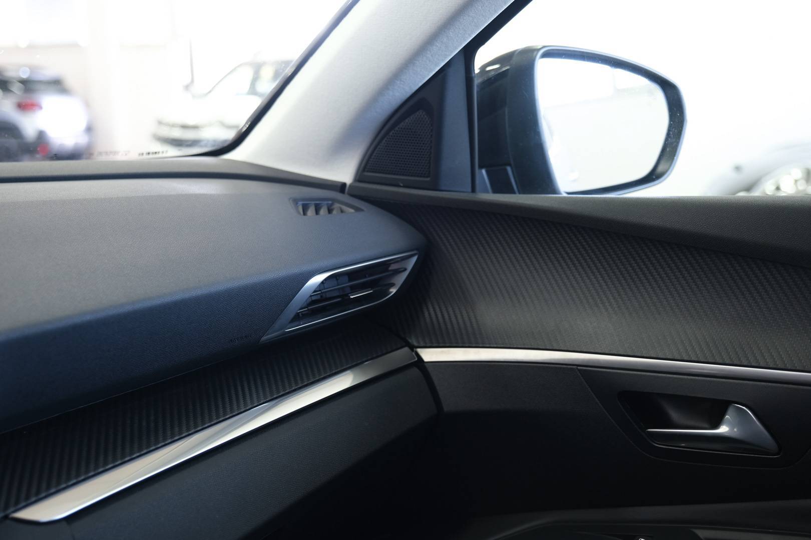 PEUGEOT 3008 - Foto 19